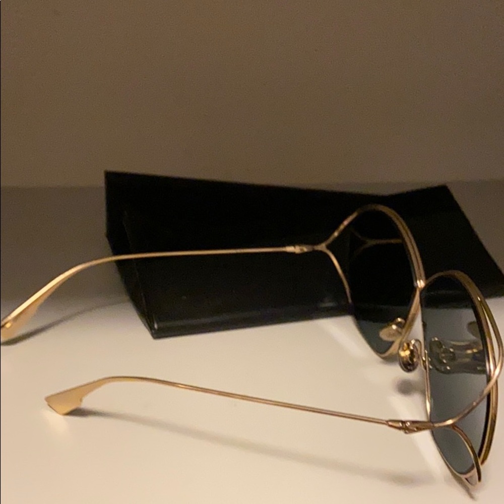 Dior Sunglasses - Picture 2 of 5